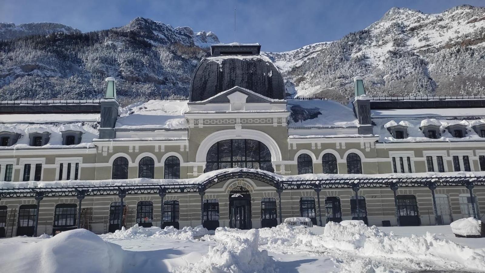 شقة Marraquita Avairent Canfranc Estacion المظهر الخارجي الصورة