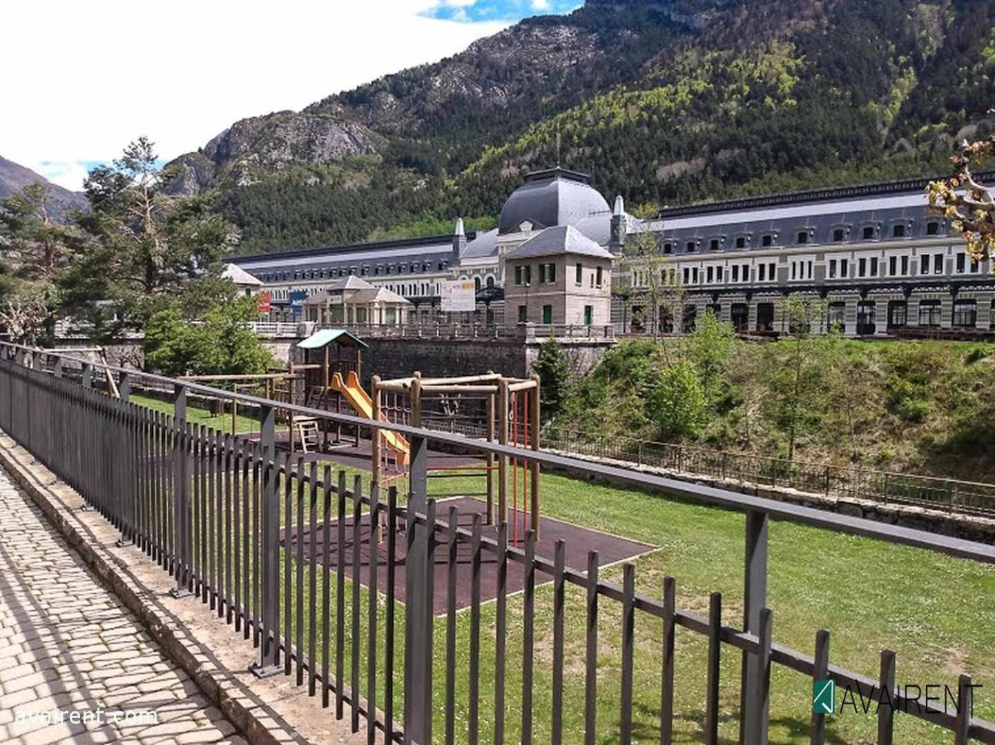 شقة Marraquita Avairent Canfranc Estacion المظهر الخارجي الصورة